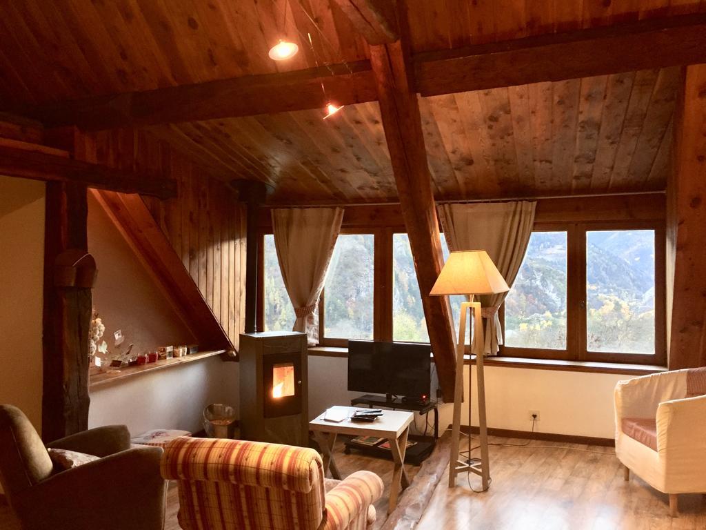 Les Means Bed & Breakfast Meolans-Revel Ngoại thất bức ảnh