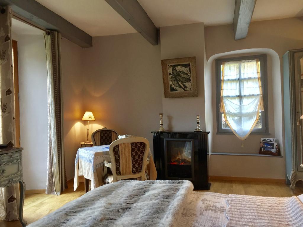 Les Means Bed & Breakfast Meolans-Revel Ngoại thất bức ảnh