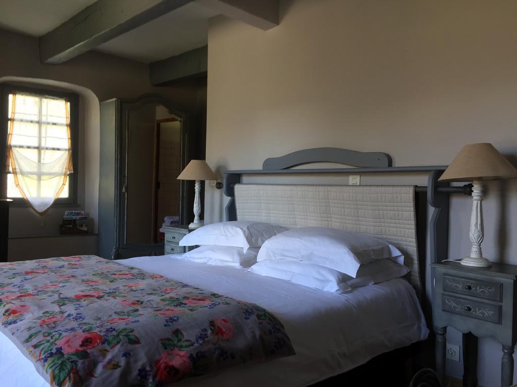 Les Means Bed & Breakfast Meolans-Revel Ngoại thất bức ảnh