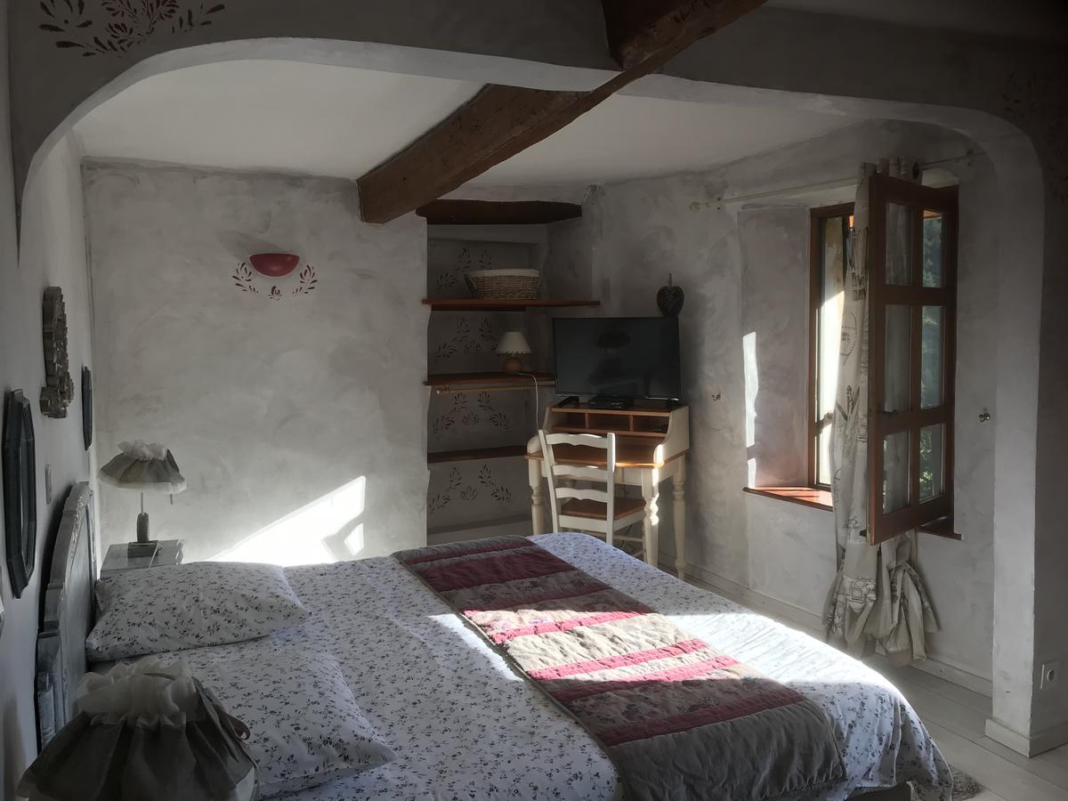 Les Means Bed & Breakfast Meolans-Revel Ngoại thất bức ảnh
