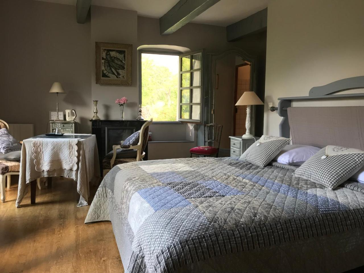 Les Means Bed & Breakfast Meolans-Revel Ngoại thất bức ảnh